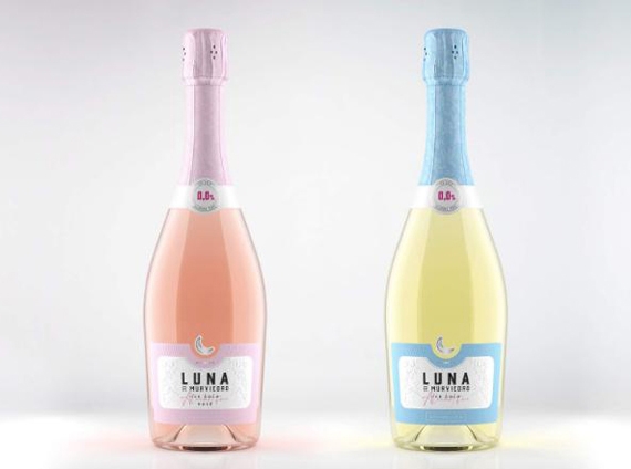 葡萄酒包裝設(shè)計,使用了清新溫和的顏色，使包裝整體呈現(xiàn)出溫柔時尚的品質(zhì)